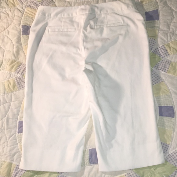 Rafaella curvy shorts - Picture 2 of 5